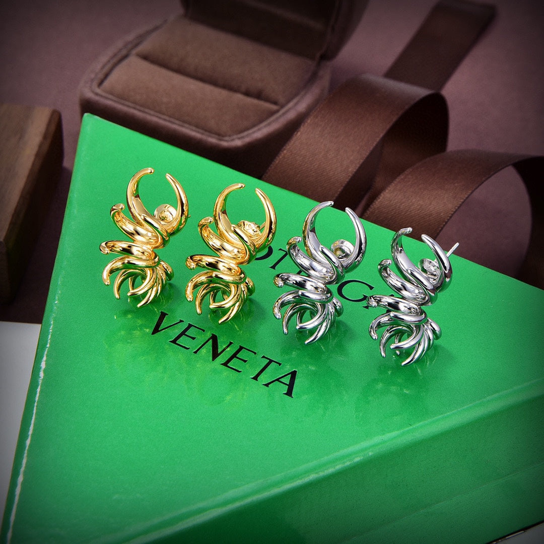 18K BVLGARI Earrings